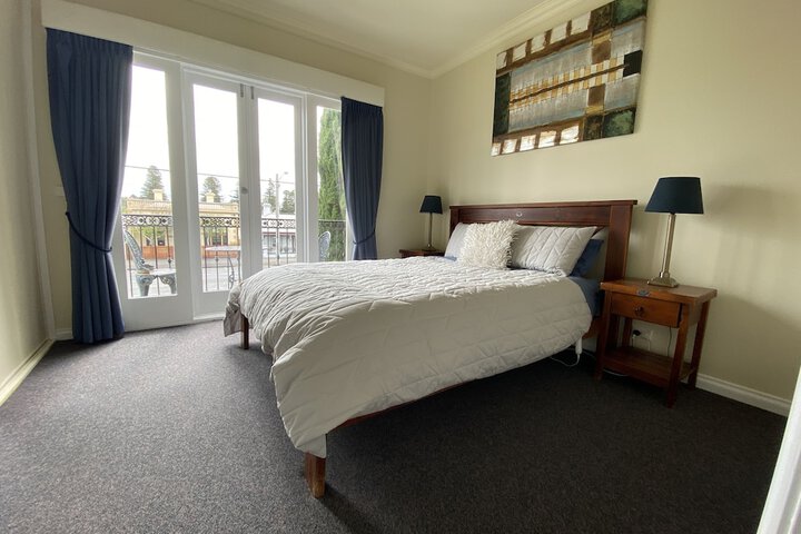 Room 4 of 44