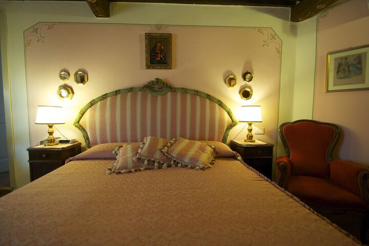 Room 46 of 118