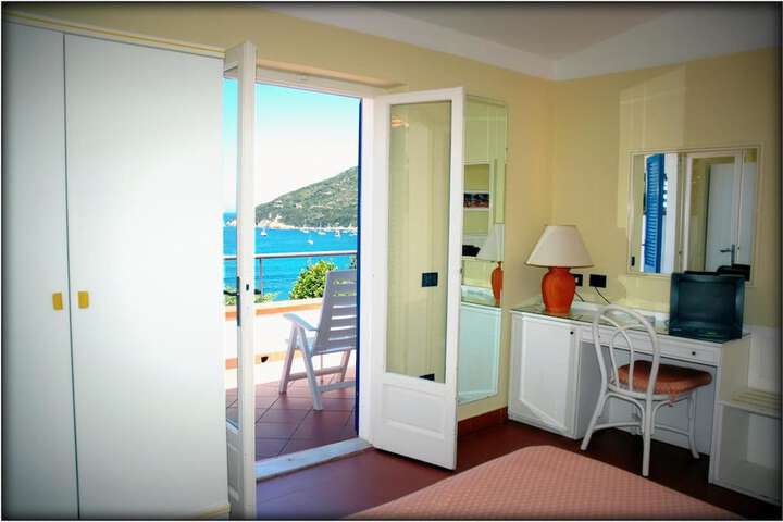 Room 9 of 59