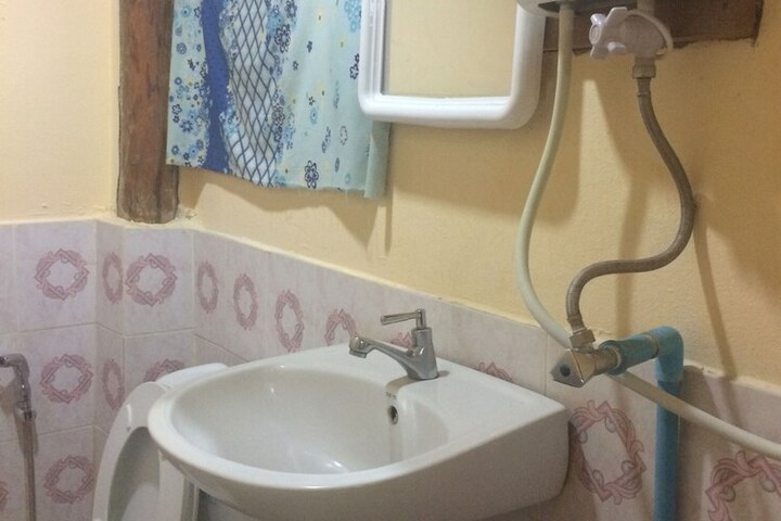 Room 17 of 20