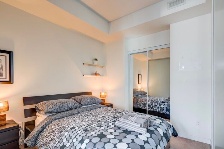 Room 195 of 223