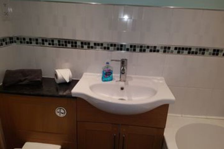 Room 2 of 30