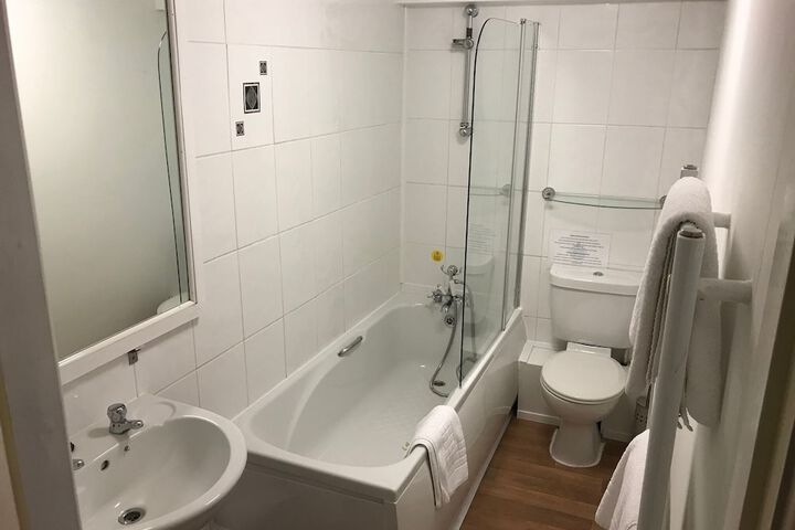Room 13 of 52