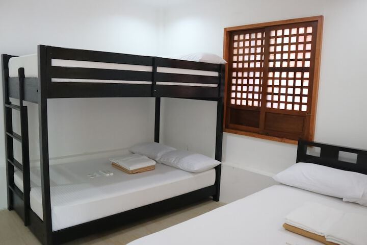 Room 11 of 49