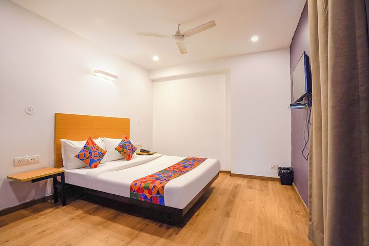 Room 8 of 26