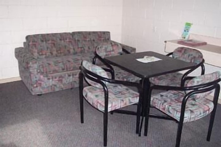 Room 12 of 18