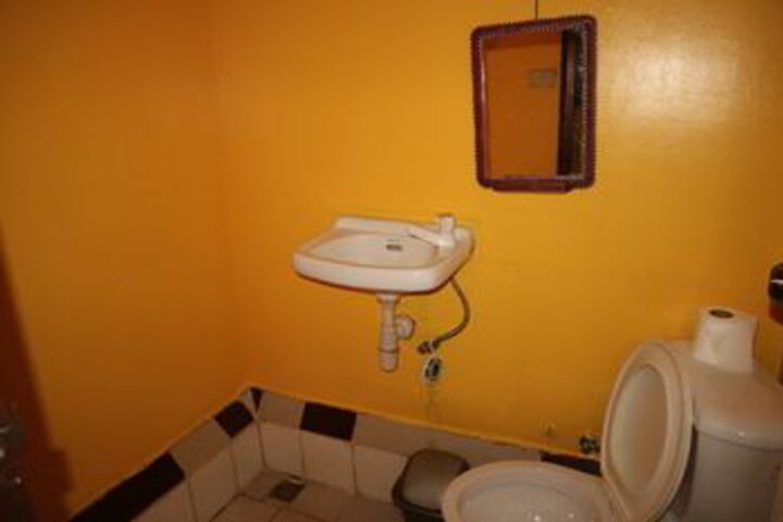 Room 7 of 48