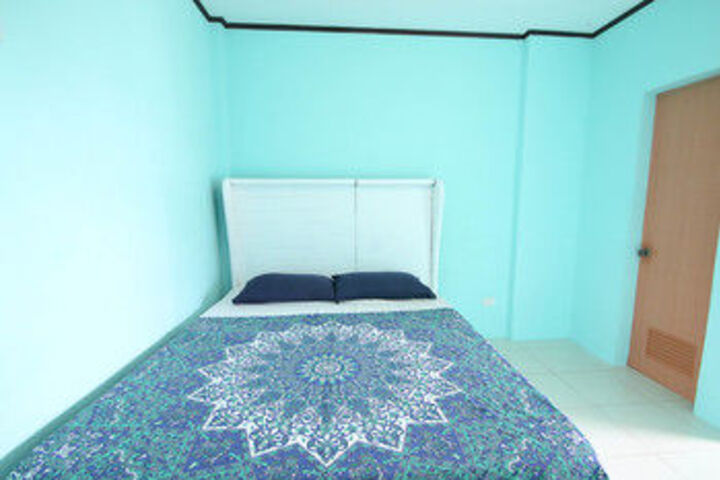 Room 19 of 32