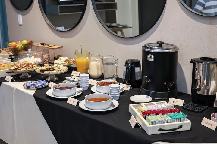 Breakfast/Coffee Service 37 of 42