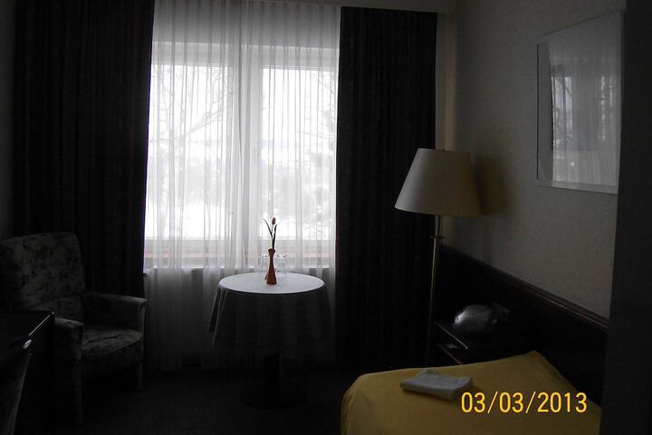 Room 10 of 57