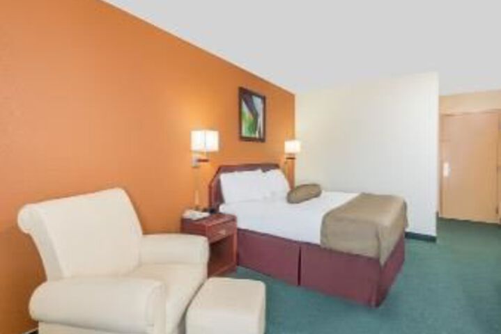 Room 29 of 65