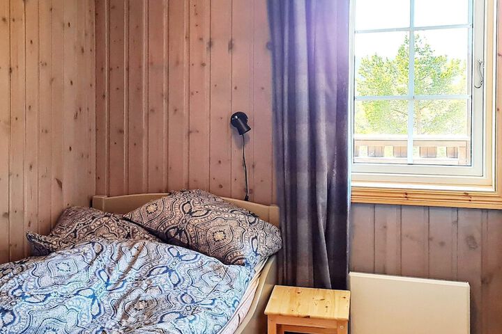 Room 4 of 26
