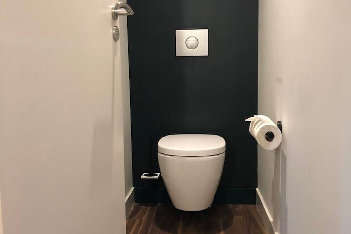 Room 47 of 117