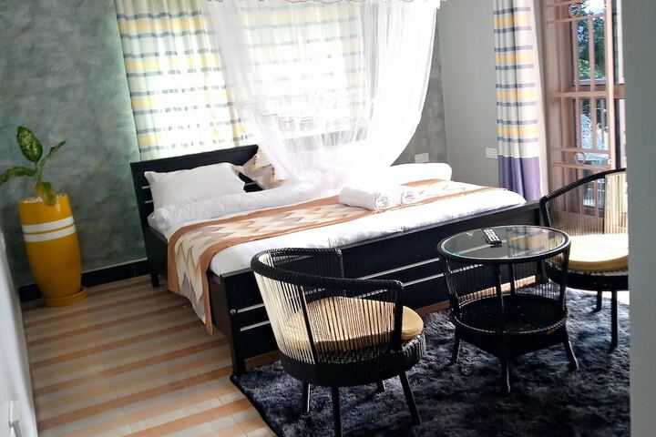 Room 12 of 42