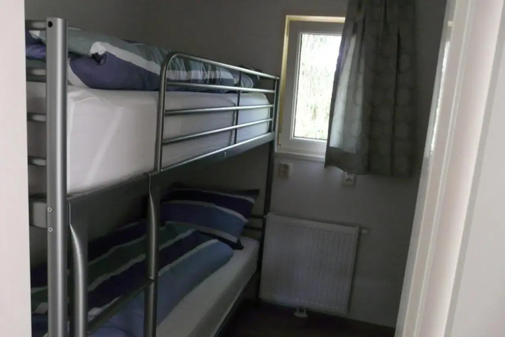 Room 2 of 13