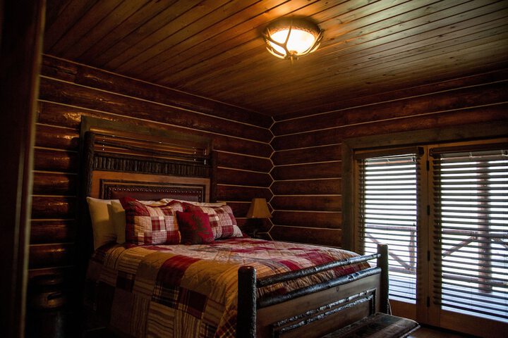 Room 4 of 47