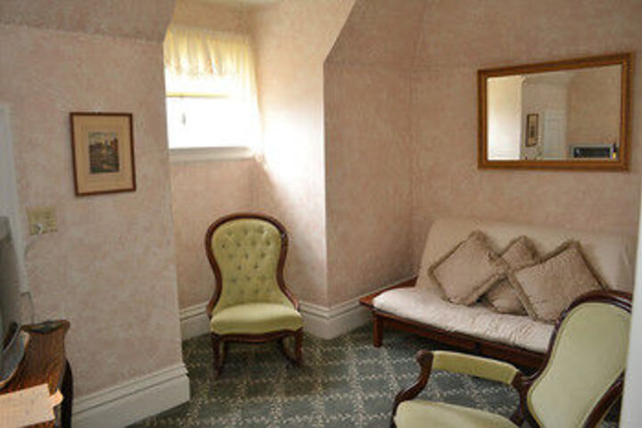 Room 38 of 43