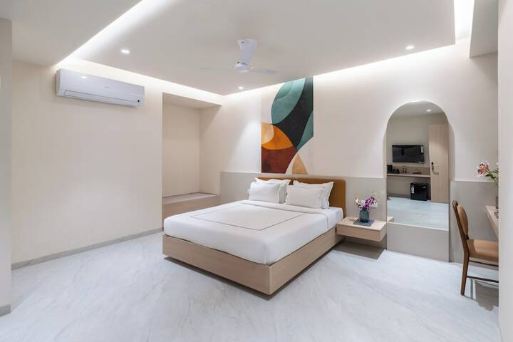 Room 15 of 19