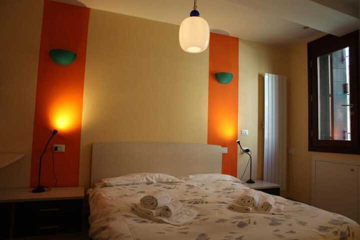 Room 47 of 65