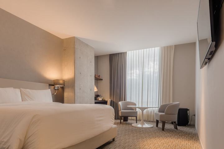 Room 20 of 40