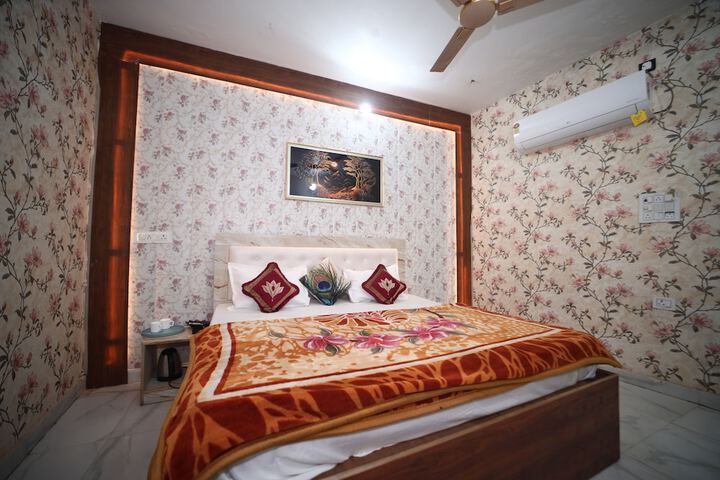Room 22 of 39