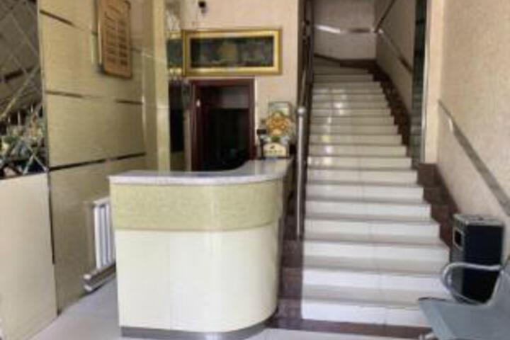 Daewoo Business Hotel