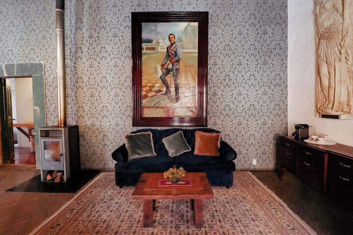 Room 21 of 49