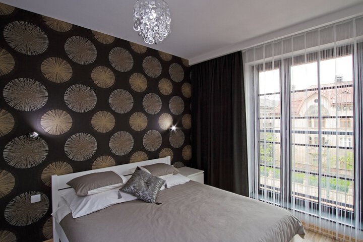 Room 13 of 62