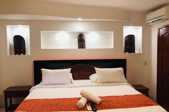 Room 5 of 53