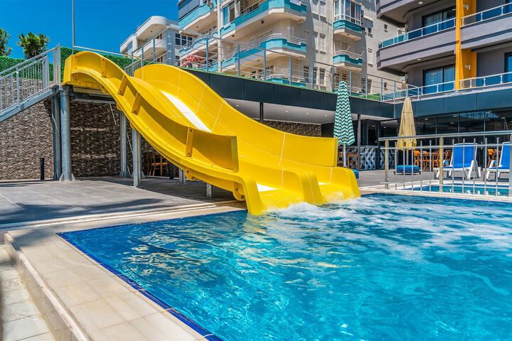 Pool 17 of 41