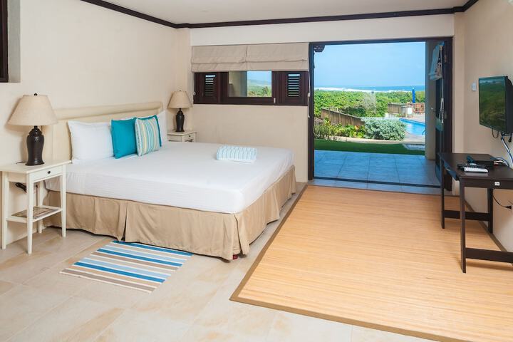 Room 2 of 35