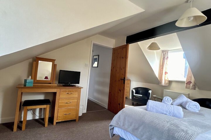 Room 57 of 210