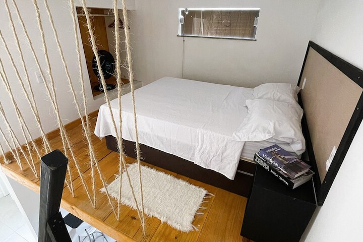 Room 2 of 59