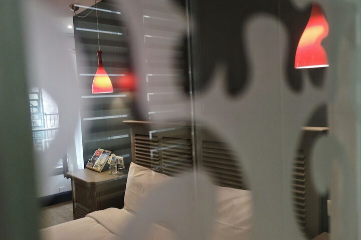 Room 29 of 90