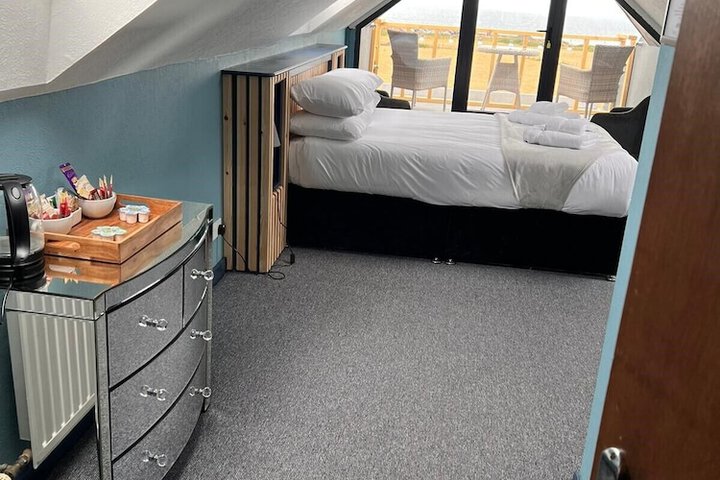 Room 49 of 119