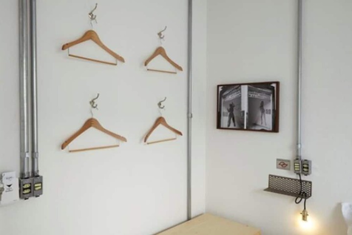 Room 14 of 82