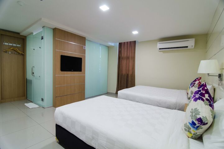 Room 16 of 57