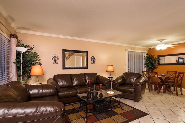 Room 15 of 24