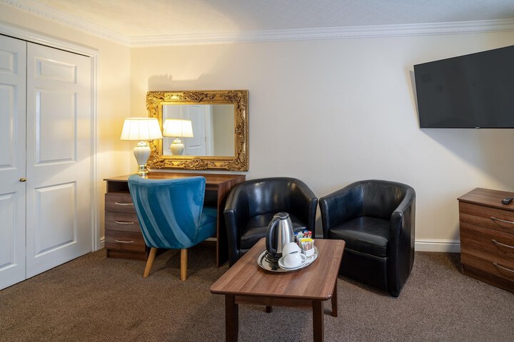 Room 29 of 141