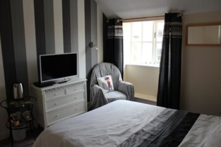 Room 14 of 19