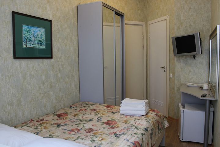 Room 12 of 53