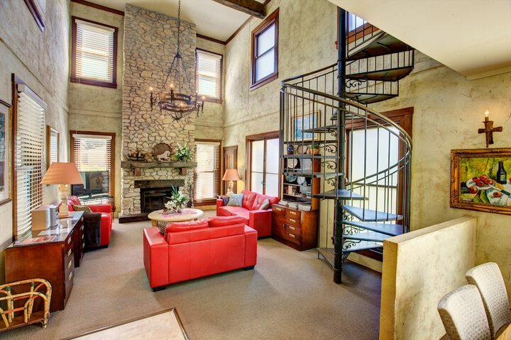 Room 6 of 29