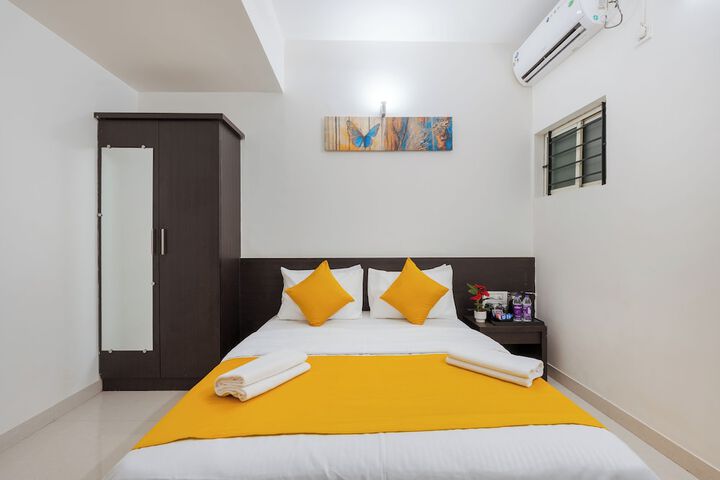 Room 7 of 25