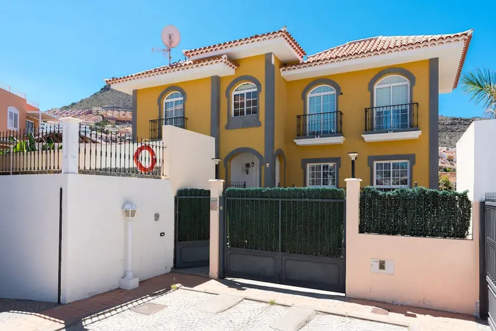 Amazing Costa Adeje Villa Pool & Big Garden