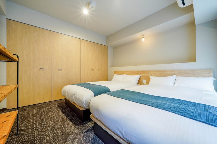 Room 47 of 146