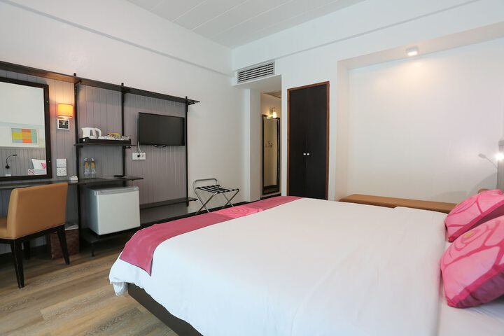 Room 8 of 51