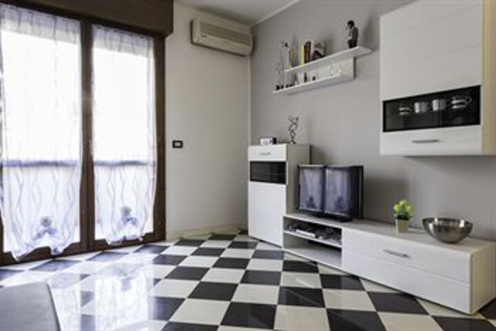 Room 747 of 871