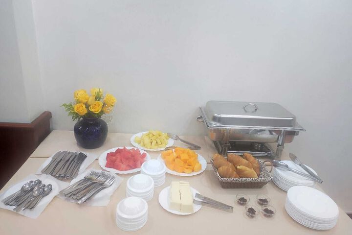 Breakfast/Coffee Service 75 of 86