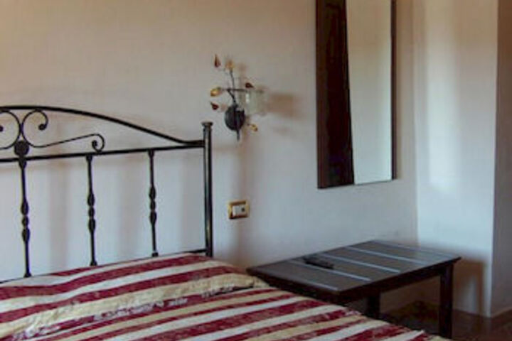 Room 12 of 23