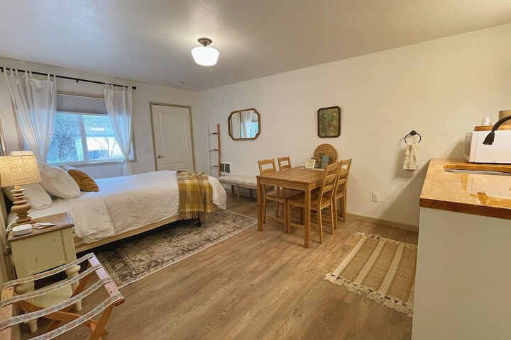 Room 36 of 70
